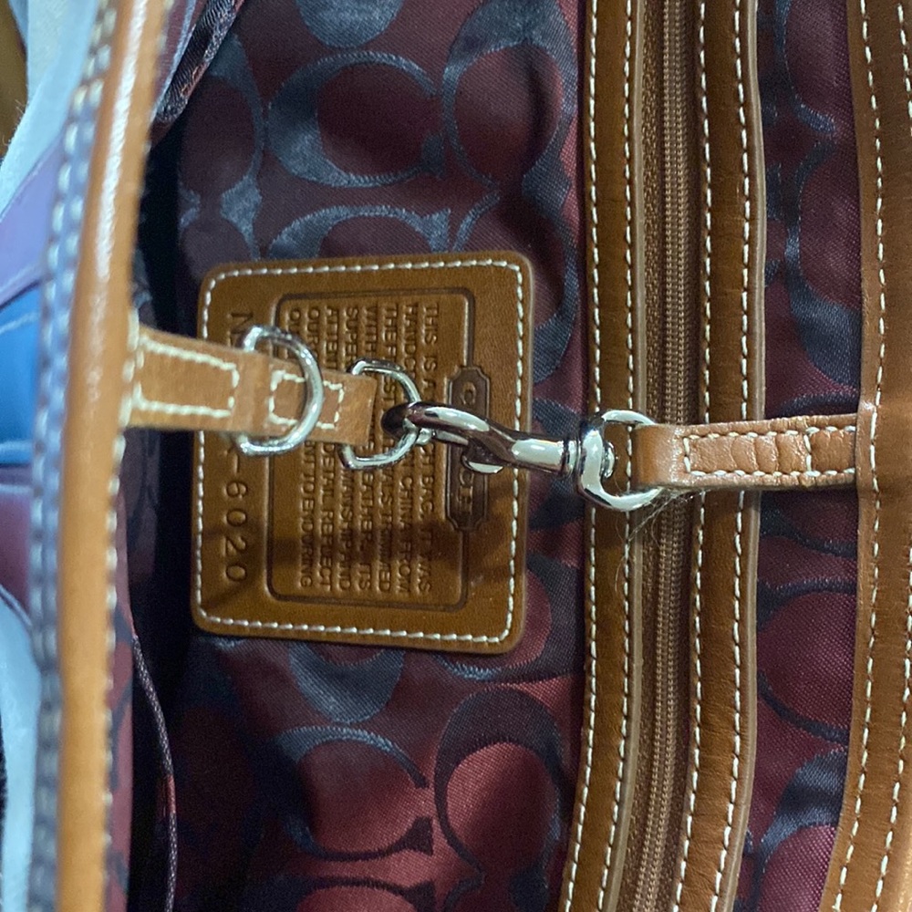 Coach Bag - Picture 6 of 7